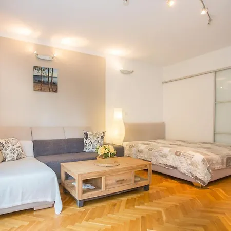 Mauro Apartment *